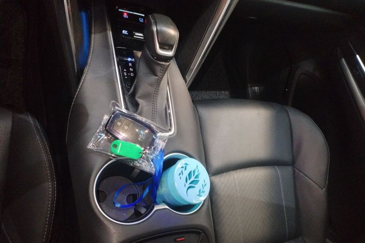 Toyota Harrier 2022 #18 Toyota Harrier 2022 car image #18