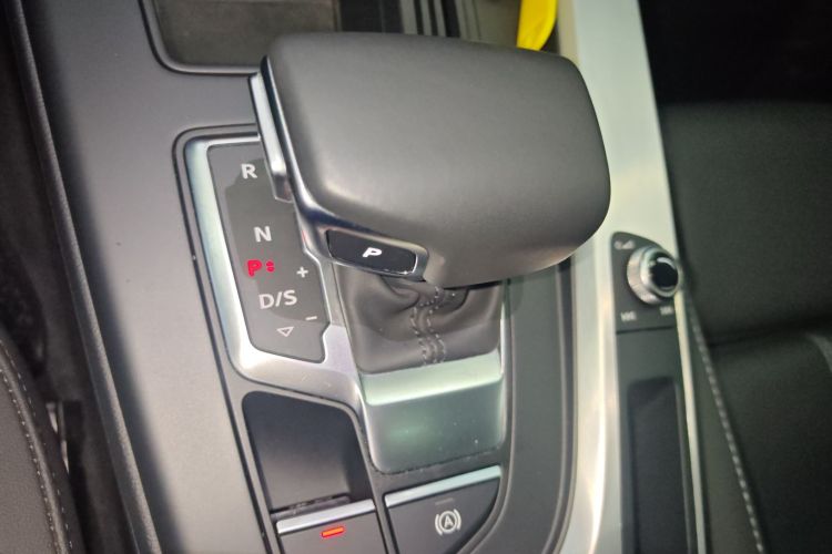 Audi A4L 2020 #18 Audi A4L 2020 imagem de carro #18