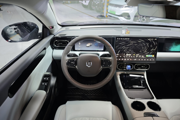 零跑汽车 零跑C01 2025 汽车图片 #18