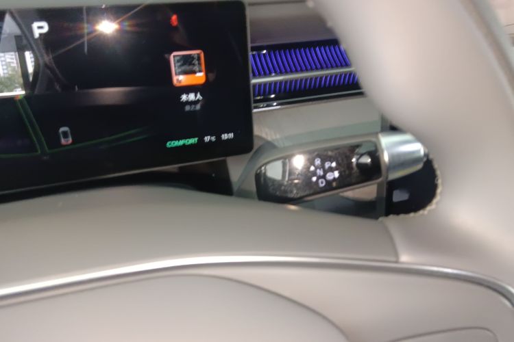 Xpeng G6 2025 #18 Xpeng G6 2025 car image #18