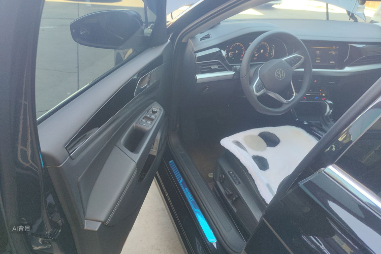 Volkswagen Passat 2025 immagine di auto #18