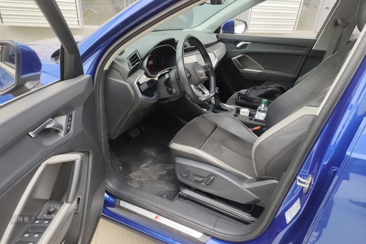 Audi Q3 2020 imagen de coche #18