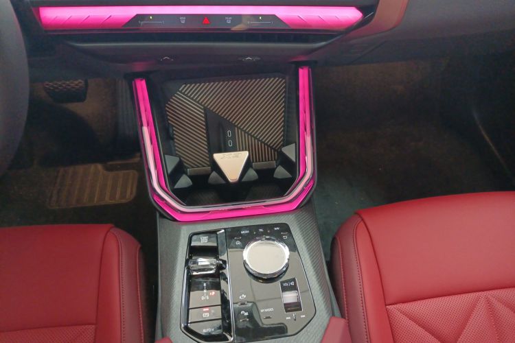 BMW X3 2025 immagine di auto #18