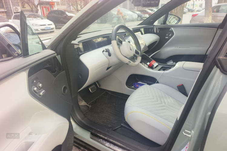 Avatr 11 2023 #18 Avatr 11 2023 car image #18