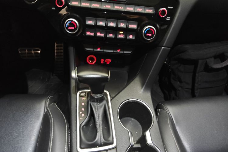 Kia KX5 2016 صورة سيارة #18