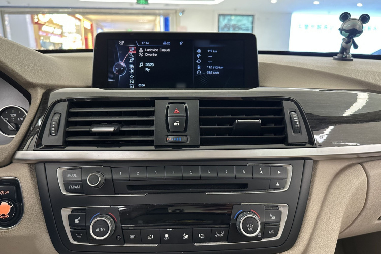 BMW 3 Series GT 2015 immagine di auto #18