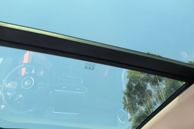 MG HS 2020 car image #18