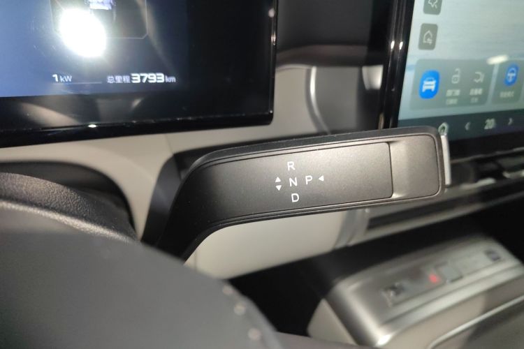 FangChengBao Tiger 7 2025 car image #18