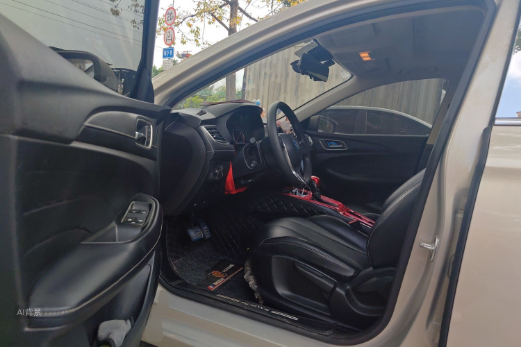 Roewe i5 2018 car image #18