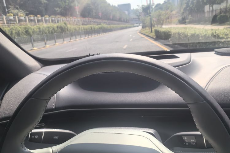 Deepal S07 2024 car image #18