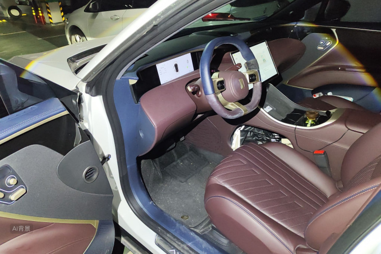 Avatr 11 2024 car image #18