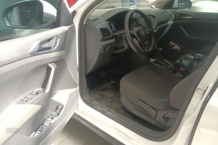 Volkswagen T-Cross 2020 #18 Volkswagen T-Cross 2020 immagine di auto #18