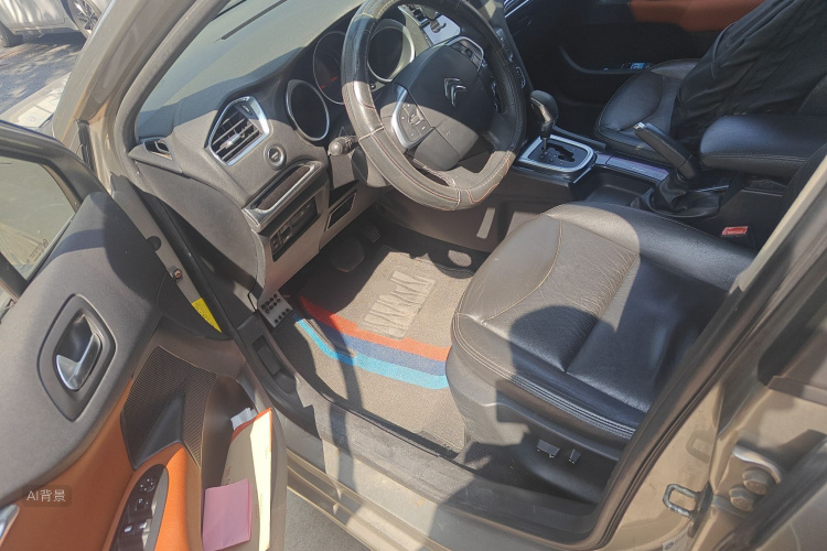 Citroen C4L 2013 immagine di auto #18