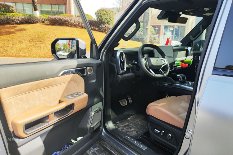 Jetour Traveller 2024 car image #18