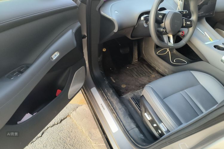 MI YU7 2025 car image #18