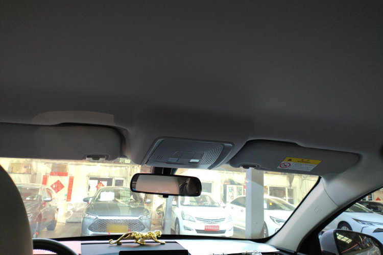 BYD Seal 05 DM-i 2025 car image #18