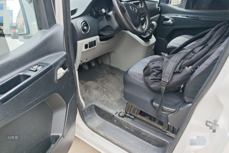 JAC 2015 #18 JAC 2015 car image #18