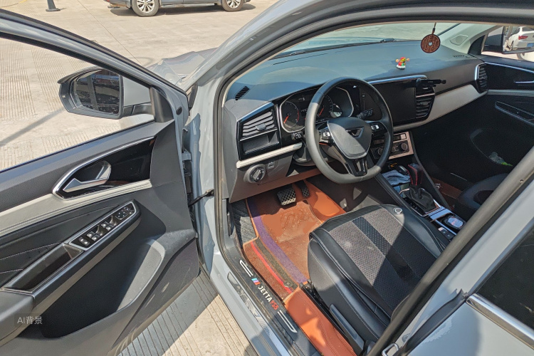 VS5 2024 car image #18