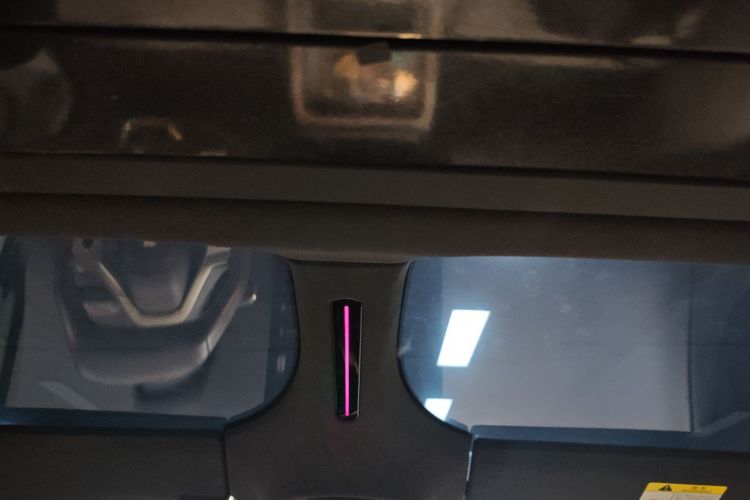 Avatr 12 2024 car image #18