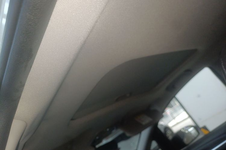 X3 PRO 2025 car image #18