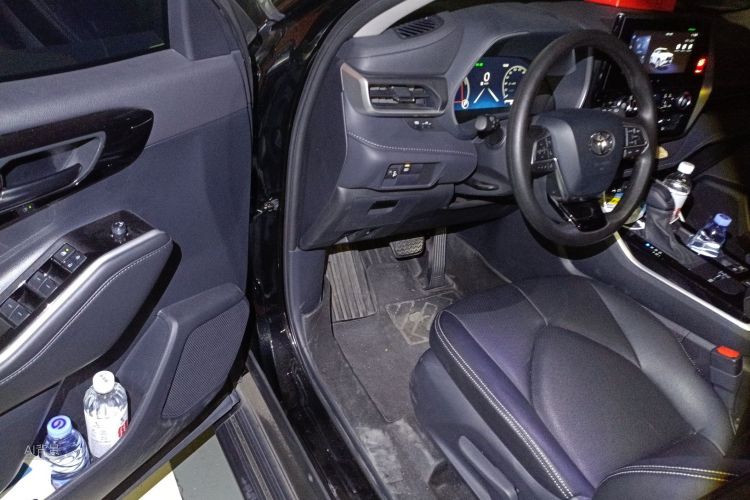 Toyota Highlander 2025 #18 Toyota Highlander 2025 imagen de coche #18