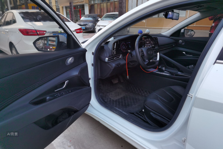 Hyundai Elantra 2022 car image #18