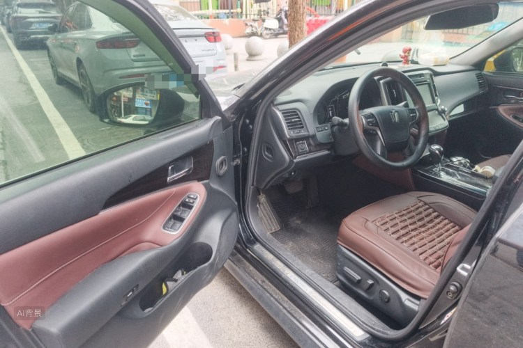 丰田 皇冠 2017 #18 丰田 皇冠 2017 汽车图片 #18