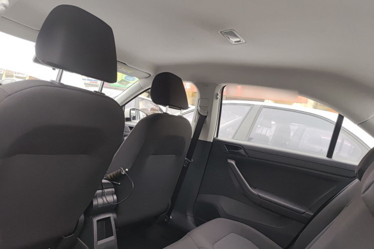 Jetta Jetta 2019 car image #18