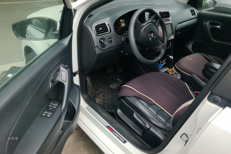 Volkswagen Polo 2014 immagine di auto #18