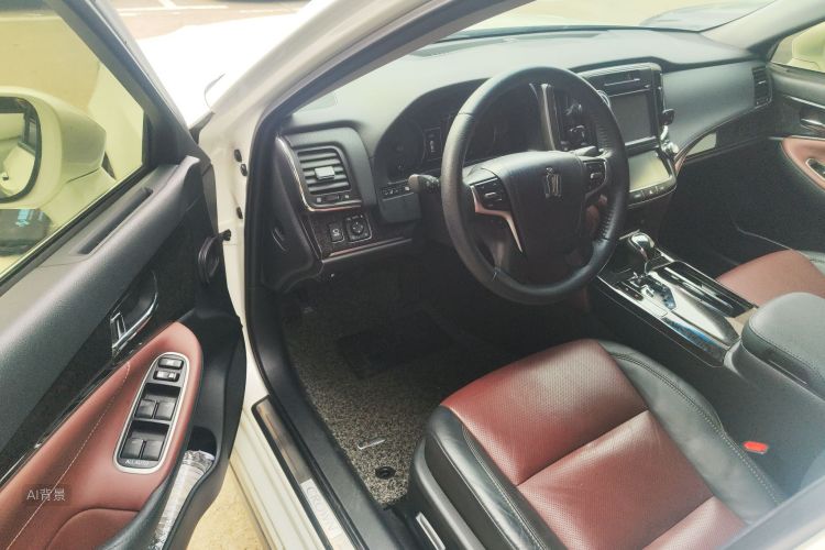 丰田 皇冠 2018 汽车图片 #18