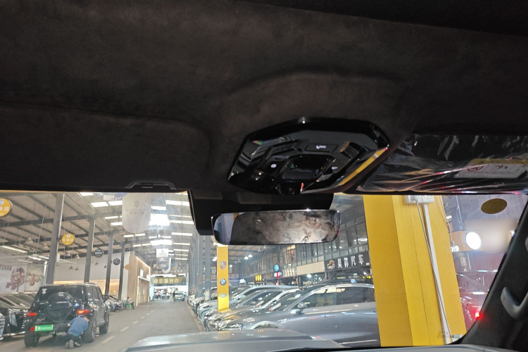 Jetour Traveller 2023 car image #18