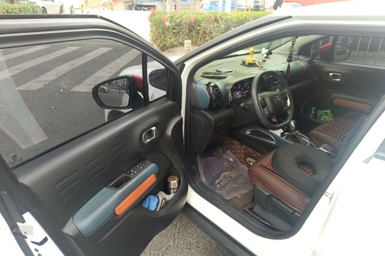 Citroen C4 AIRCROSS 2018 car image #18