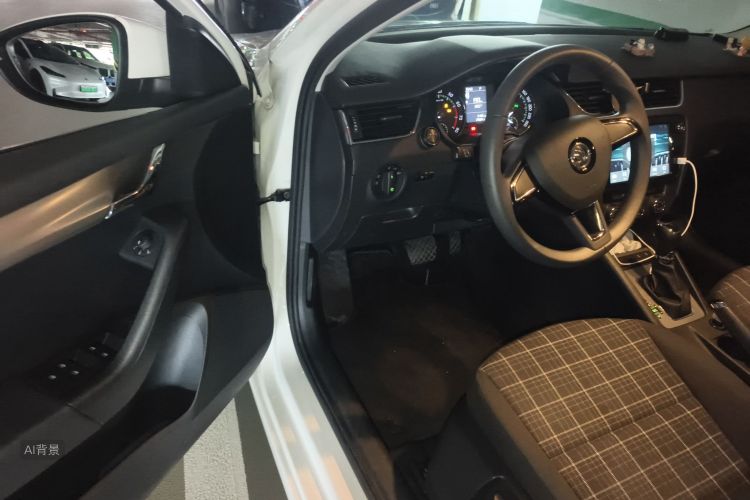 Skoda Octavia 2017 car image #18