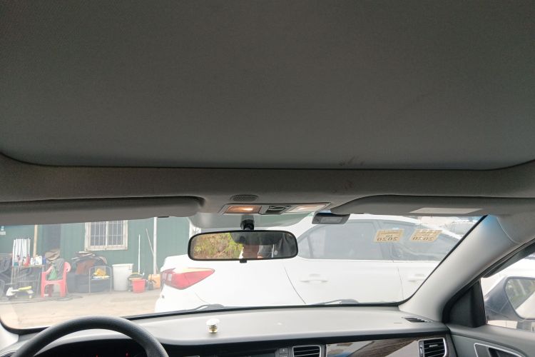 Hyundai Mistra 2016 #18 Hyundai Mistra 2016 car image #18