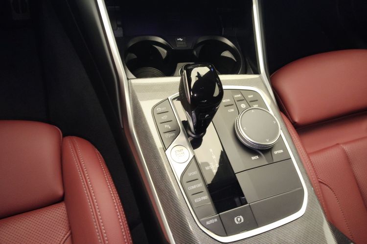 BMW 4 Series 2023 car image #18