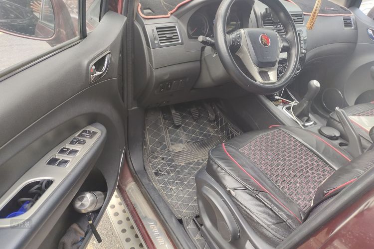 Forthing JOYEAR X5 2014 car image #18