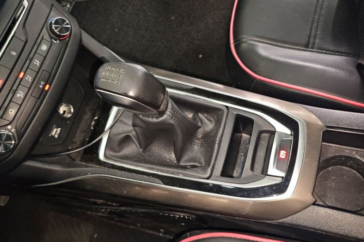 标致 标致408 2019 汽车图片 #18