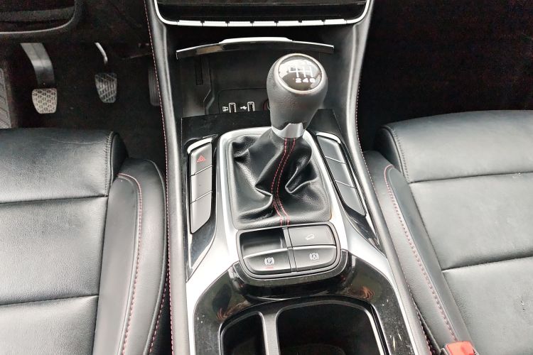 MG HS 2019 صورة سيارة #18