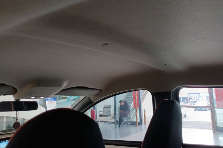 BYD e1 2020 immagine di auto #18