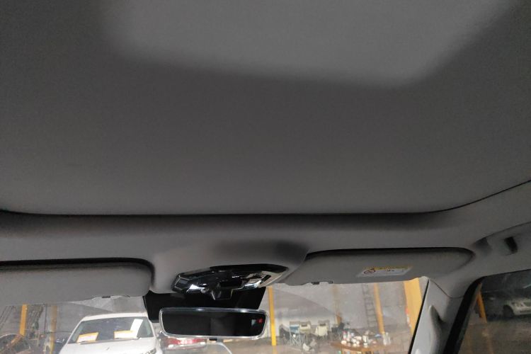 Jetour Traveller 2024 car image #18