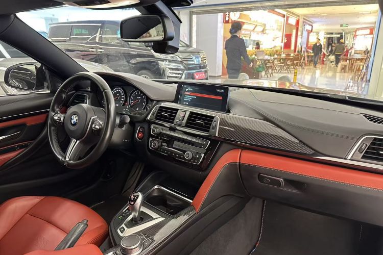 宝马 宝马M4 2018 汽车图片 #18