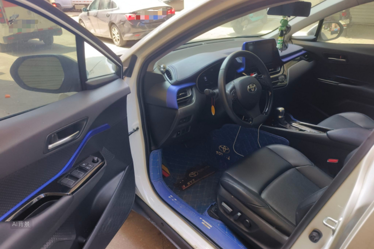 Toyota C-HR 2021 car image #18