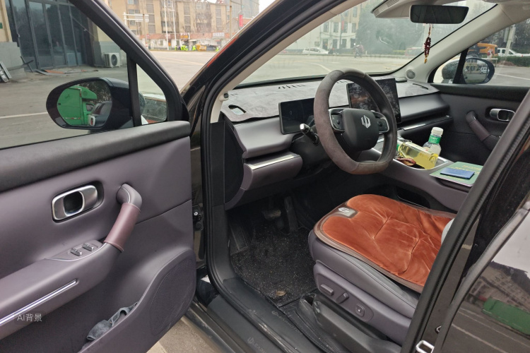 零跑汽车 零跑C16 2025 汽车图片 #18