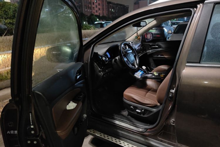 BYD S7 2017 car image #18