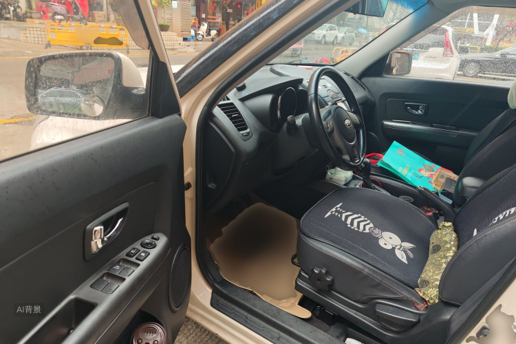 Kia Soul 2014 immagine di auto #18