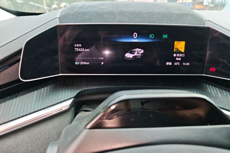 极氪 极氪001 2022 汽车图片 #18