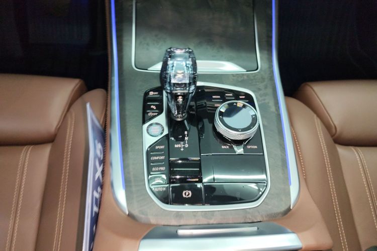 BMW X5 (Imported) 2021 image de voiture #18