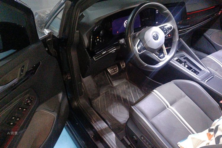 Volkswagen Golf 2021 car image #18