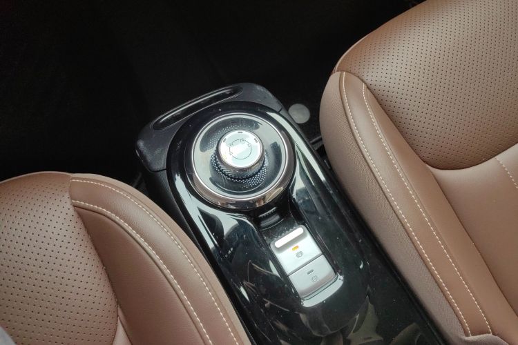 Wuling Binguo 2023 изображение автомобиля #18