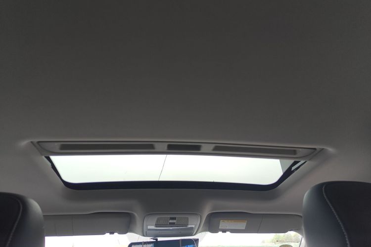 Roewe i6 New Energy 2019 изображение автомобиля #18